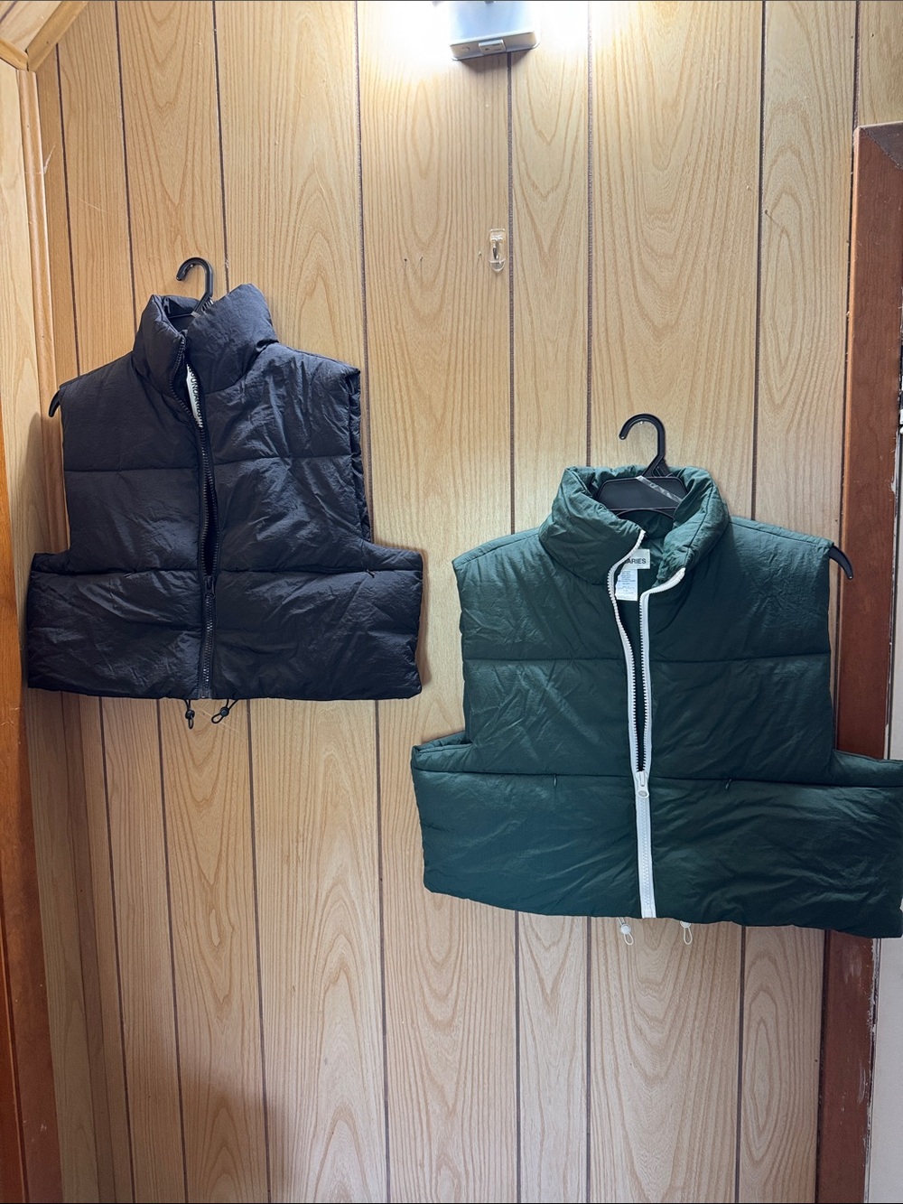 No Boundaries Black & Dark Green Puffer Vests